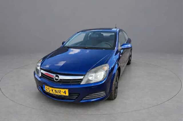 Opel Astra (2005) thumbnail 1