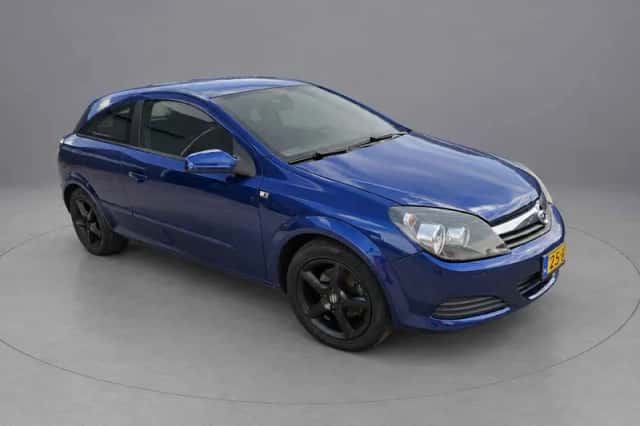 Opel Astra (2005) thumbnail 3