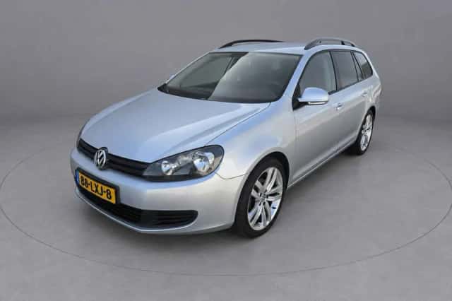 Volkswagen Golf (2010) thumbnail 1