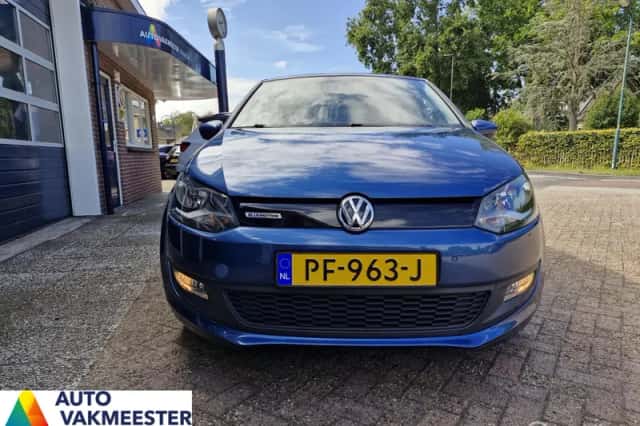 Volkswagen Polo (2017) thumbnail 3