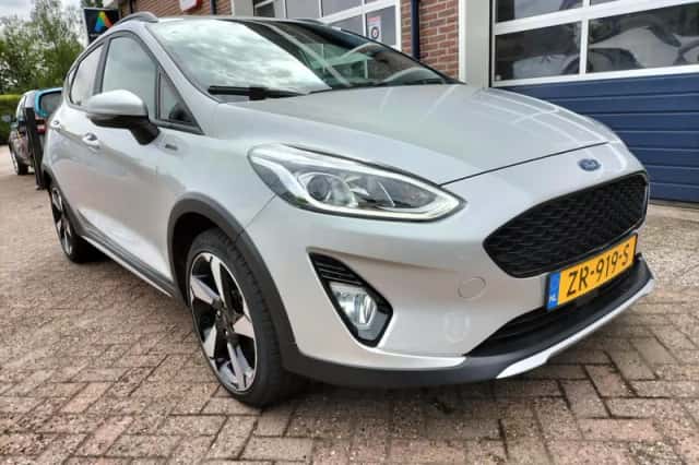Ford Fiesta (2019) thumbnail 5
