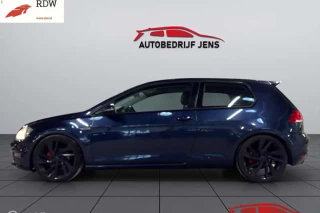 Volkswagen Golf (2013) thumbnail 5