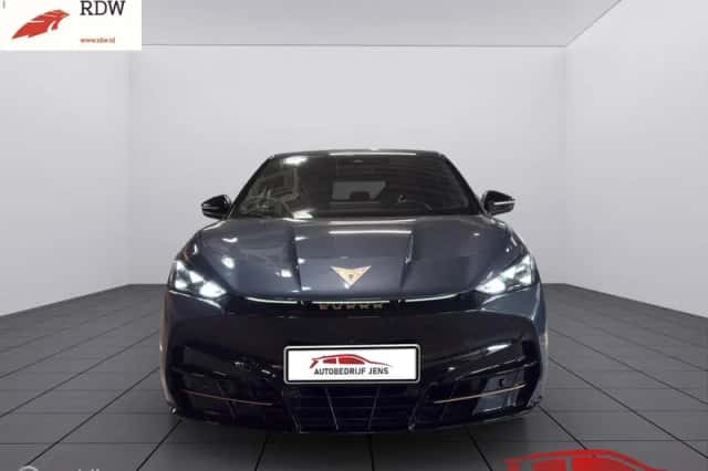 CUPRA Tavascan (2025) thumbnail 2