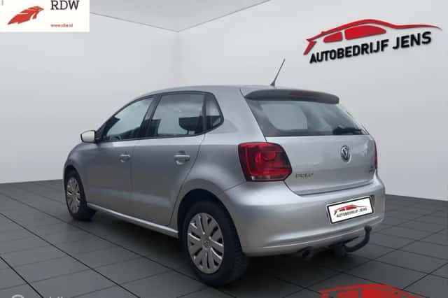 Volkswagen Polo (2013) thumbnail 3