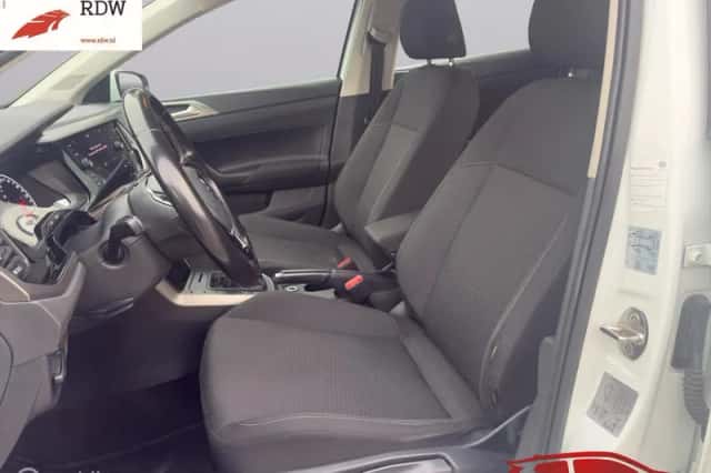 Volkswagen Polo (2020) thumbnail 4