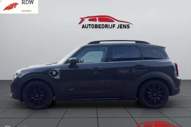 MINI Countryman (2020) thumbnail 3