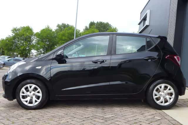 Hyundai i10 (2019) thumbnail 4