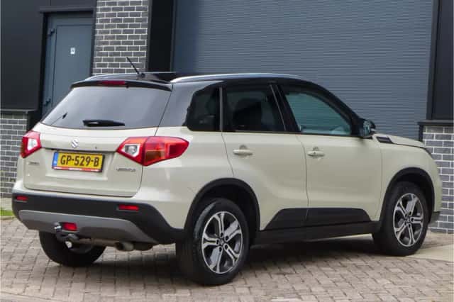 Suzuki Vitara (2015) thumbnail 6