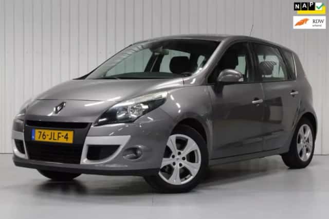 Renault Scénic (2009) thumbnail 1