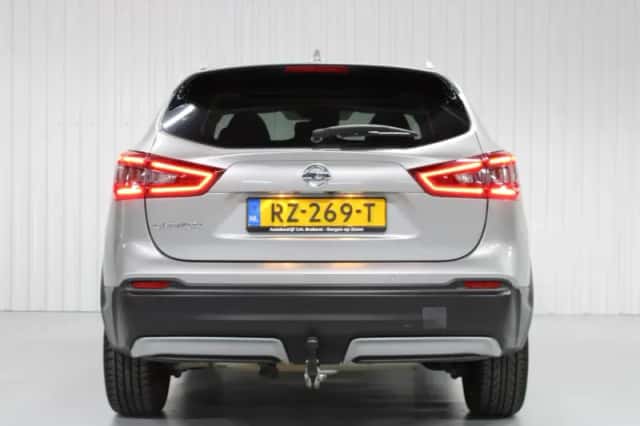 Nissan Qashqai (2018) thumbnail 6