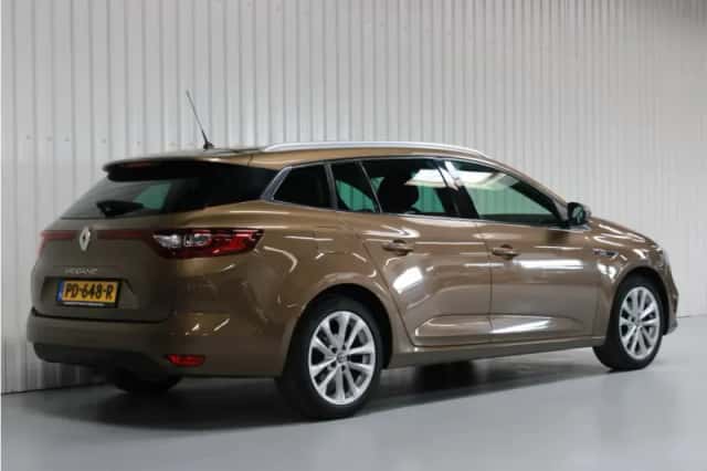 Renault Mégane (2017) thumbnail 6