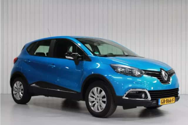 Renault Captur (2015) thumbnail 3