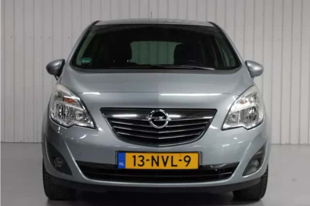 Opel Meriva (2010) thumbnail 2