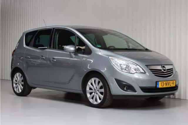 Opel Meriva (2010) thumbnail 4