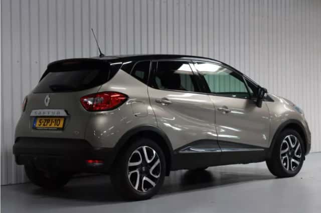 Renault Captur (2015) thumbnail 6