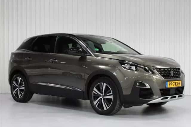 Peugeot 3008 (2017) thumbnail 3