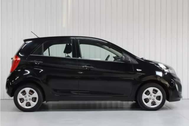 Kia Picanto (2011) thumbnail 5