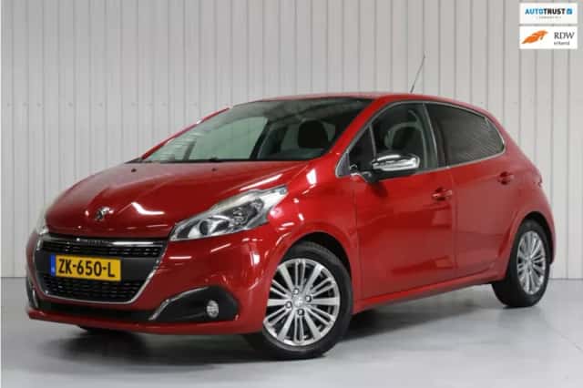 Peugeot 208 (2015) thumbnail 1