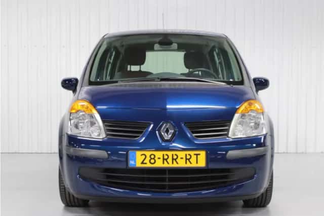 Renault Modus (2005) thumbnail 2