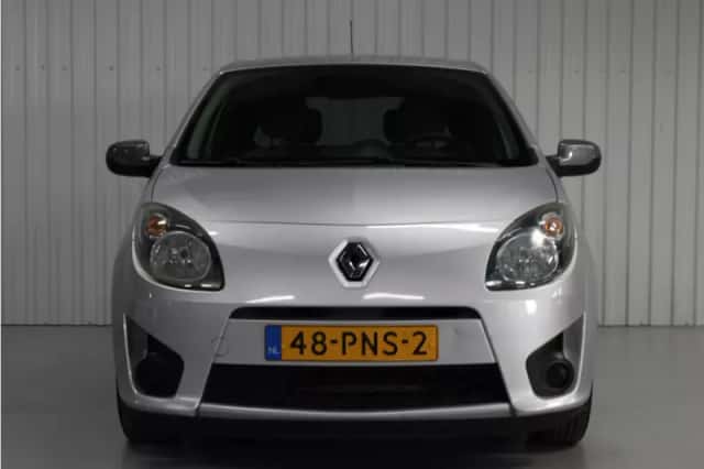 Renault Twingo (2011) thumbnail 2