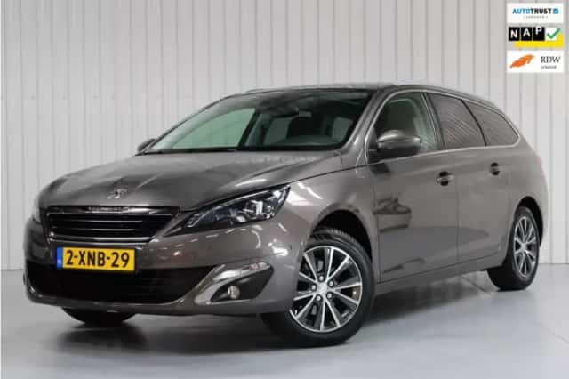 Peugeot 308 (2014) thumbnail 1