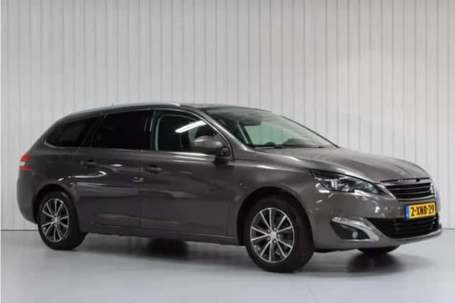 Peugeot 308 (2014) thumbnail 3