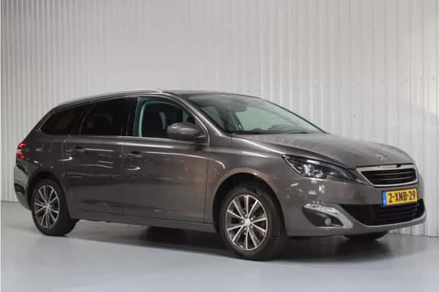Peugeot 308 (2014) thumbnail 4
