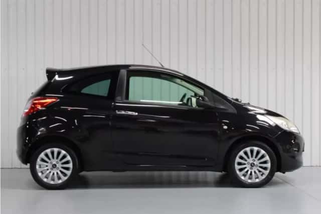 Ford Ka (2010) thumbnail 5