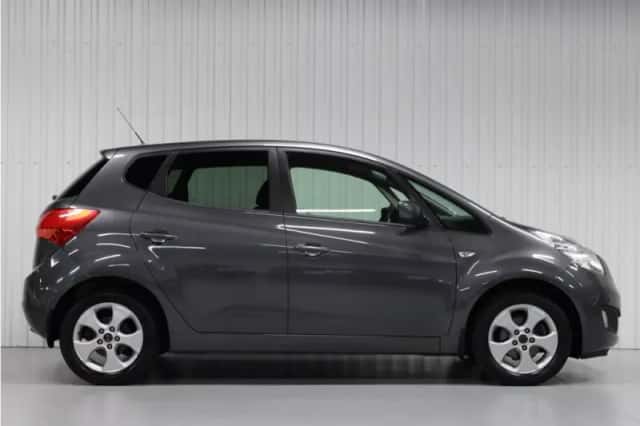 Kia Venga (2011) thumbnail 5