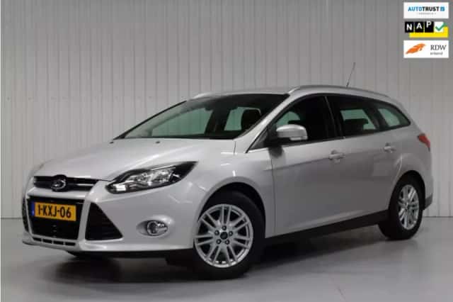 Ford Focus (2013) thumbnail 1