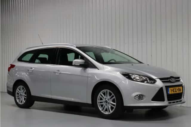 Ford Focus (2013) thumbnail 4