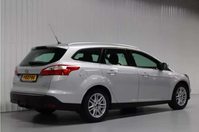 Ford Focus (2013) thumbnail 6