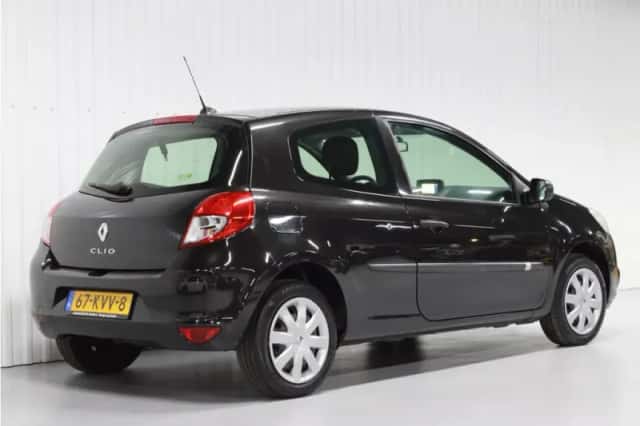 Renault Clio (2010) thumbnail 6