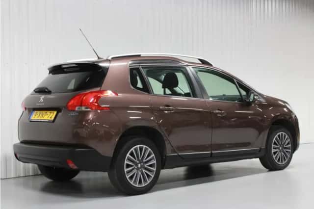 Peugeot 2008 (2014) thumbnail 6