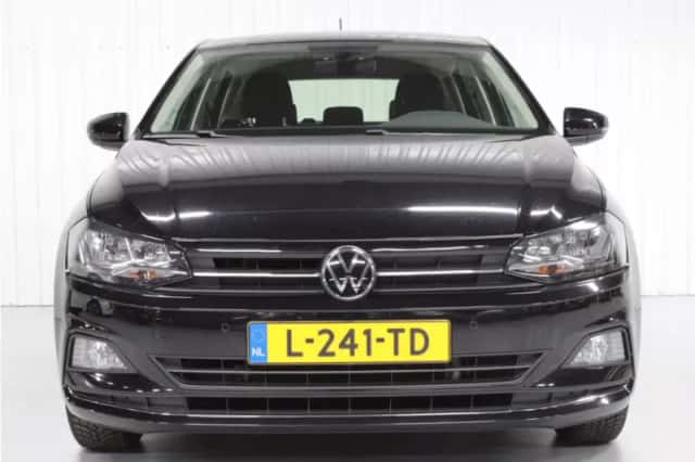 Volkswagen Polo (2021) thumbnail 2