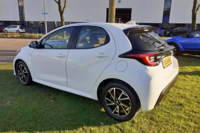 Toyota Yaris (2020) thumbnail 6