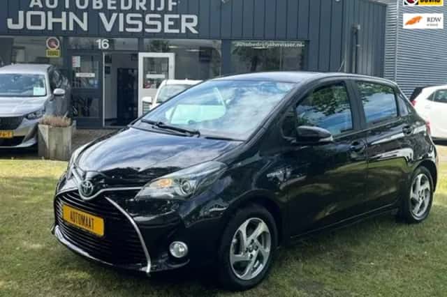 Toyota Yaris (2016) thumbnail 1
