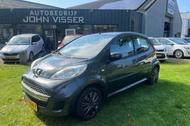 Peugeot 107 (2011) thumbnail 1