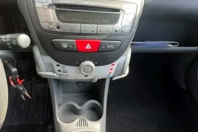 Peugeot 107 (2011) thumbnail 5