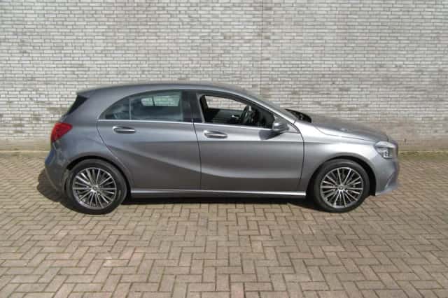 Mercedes-Benz A-Klasse (2015) thumbnail 2