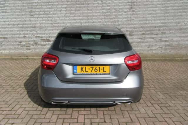 Mercedes-Benz A-Klasse (2015) thumbnail 3