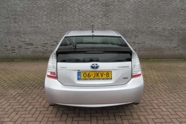 Toyota Prius (2009) thumbnail 3