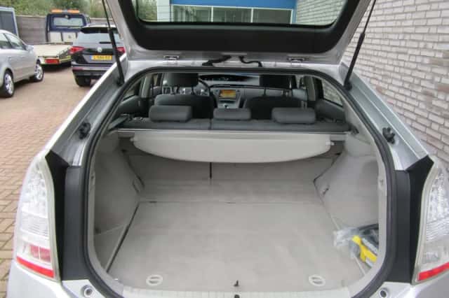 Toyota Prius (2009) thumbnail 5