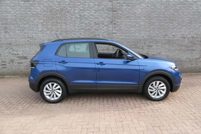 Volkswagen T-Cross (2021) thumbnail 2
