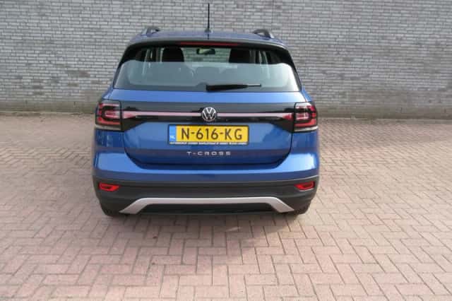 Volkswagen T-Cross (2021) thumbnail 3