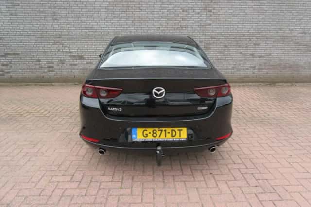 Mazda 3 (2019) thumbnail 3