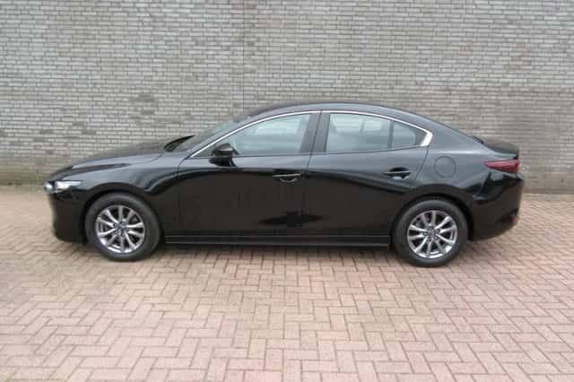 Mazda 3 (2019) thumbnail 4