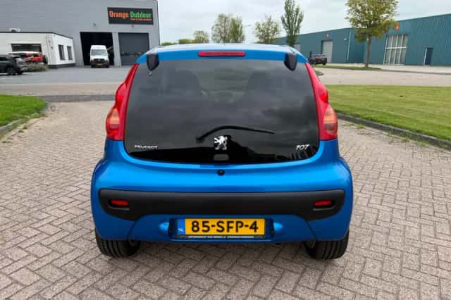 Peugeot 107 (2011) thumbnail 6