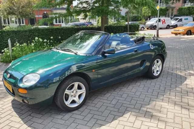 MG F (1996) thumbnail 1