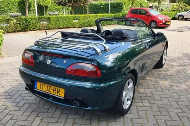 MG F (1996) thumbnail 2